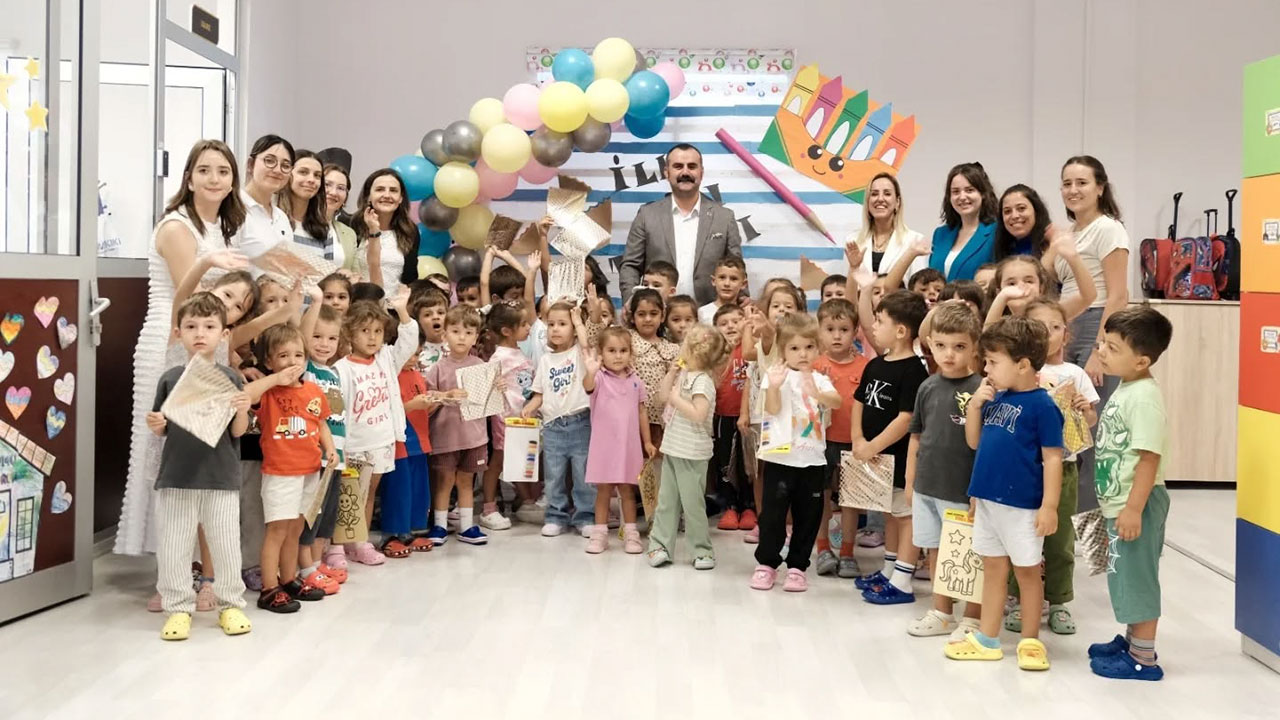 Çocuk Gündüz Bakımevimizin Miniklerinin İlk Gün Heyecanı!