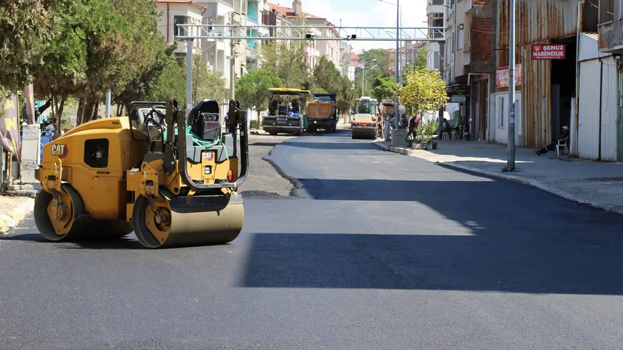 Yol Yapım Seferberliğimiz Devam Ediyor !